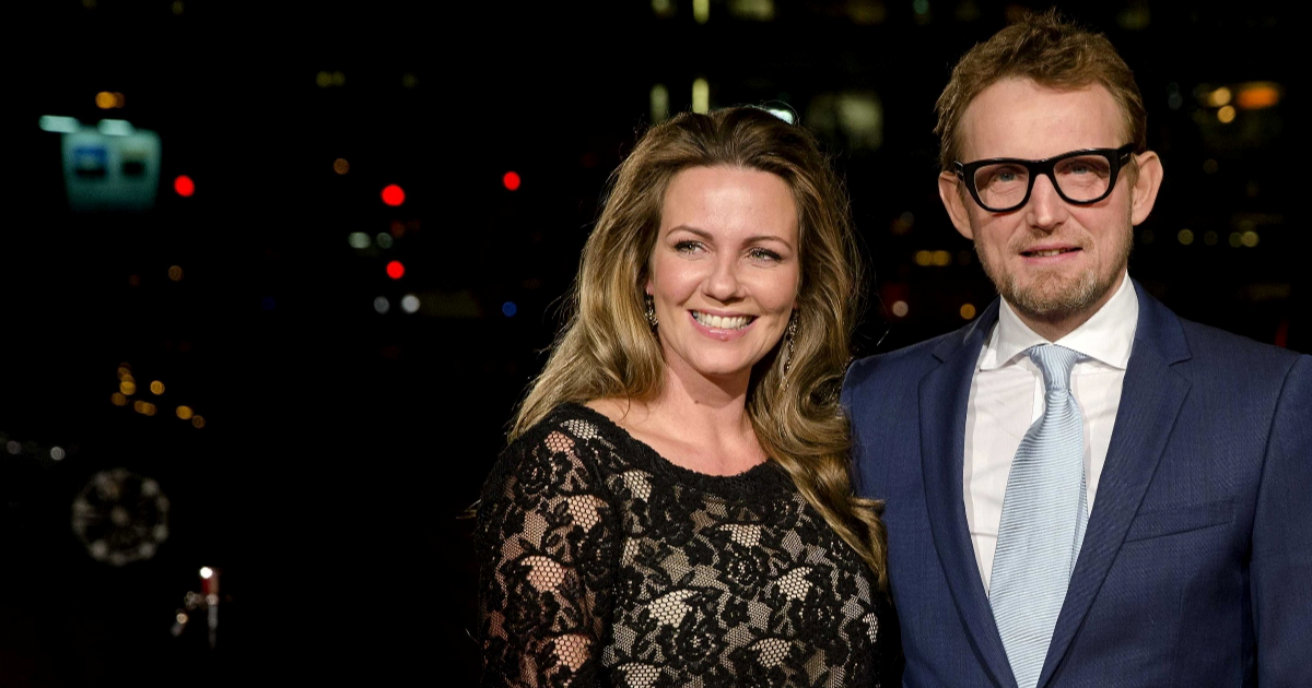 Nakon 25 godina braka, kraljevski par objavio da se razvodi