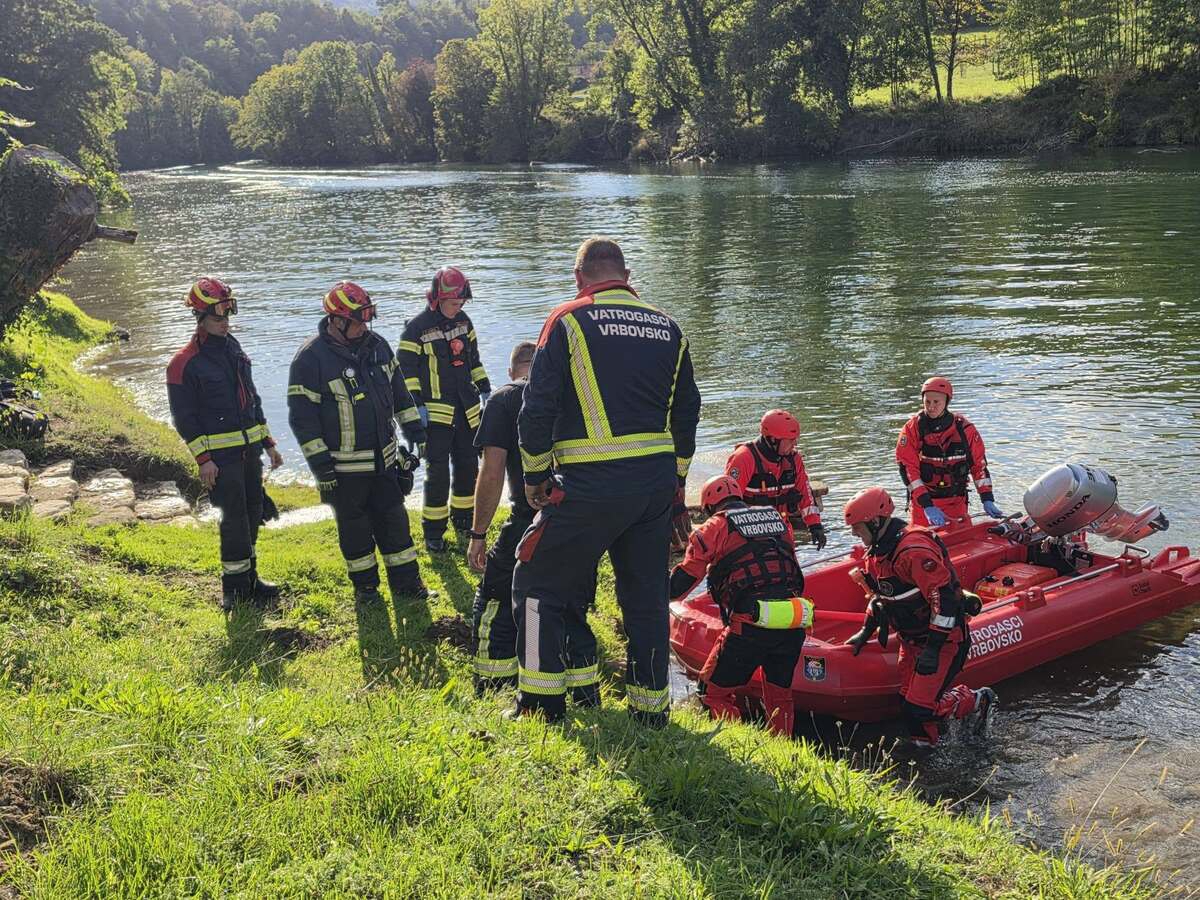 FOTO Detalji tragedije na Kupi: "Migranti su pokazivali da ne znaju plivati"