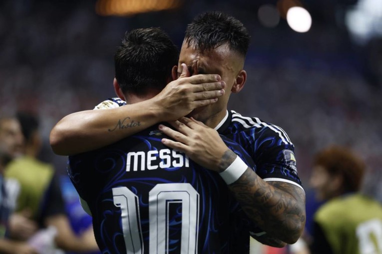 Argentinski mediji: Bacili smo Englesku na koljena, Leo je kao Diego