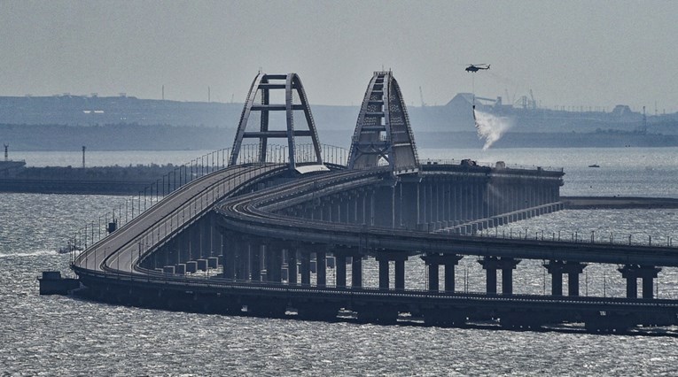 Rusija: Krimski most djelomično je otvoren za vlakove i aute
