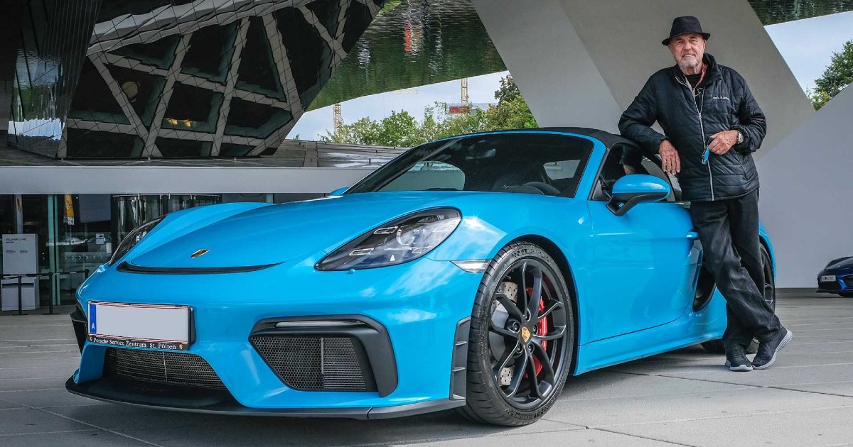 U 80. godini kupio novi Porsche, nije mu prvi