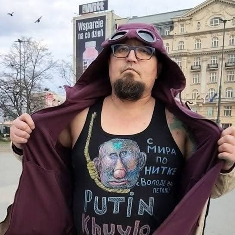 Uhićen osumnjičenik za ubojstvo karikaturista koji se rugao Putinu