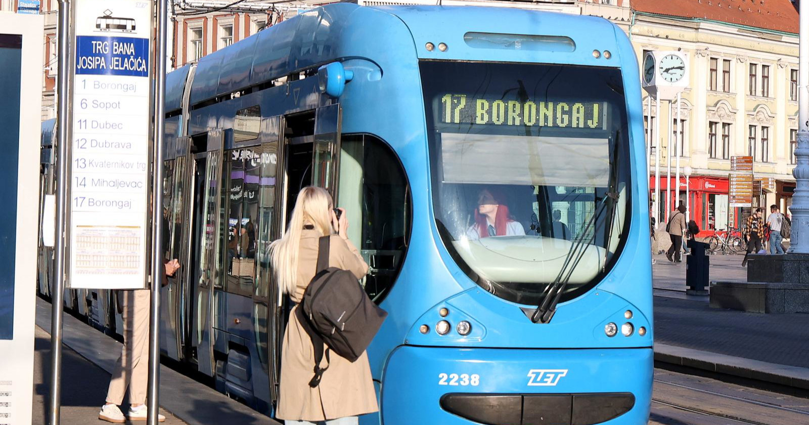 Za vrijeme štrajka ZET-a u Zagrebu, u tramvaj broj 17 ušla je kontrola karata