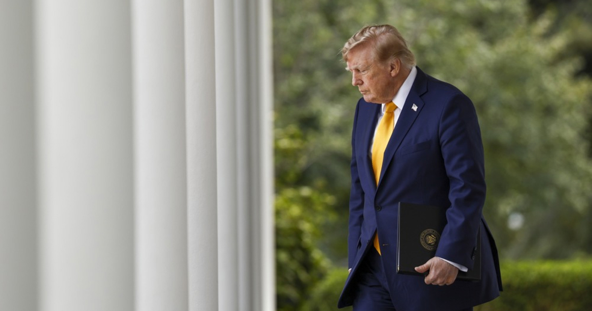 Trump razmatra nove carine na čipove. Mogle bi zahvatiti i laptope i konzole