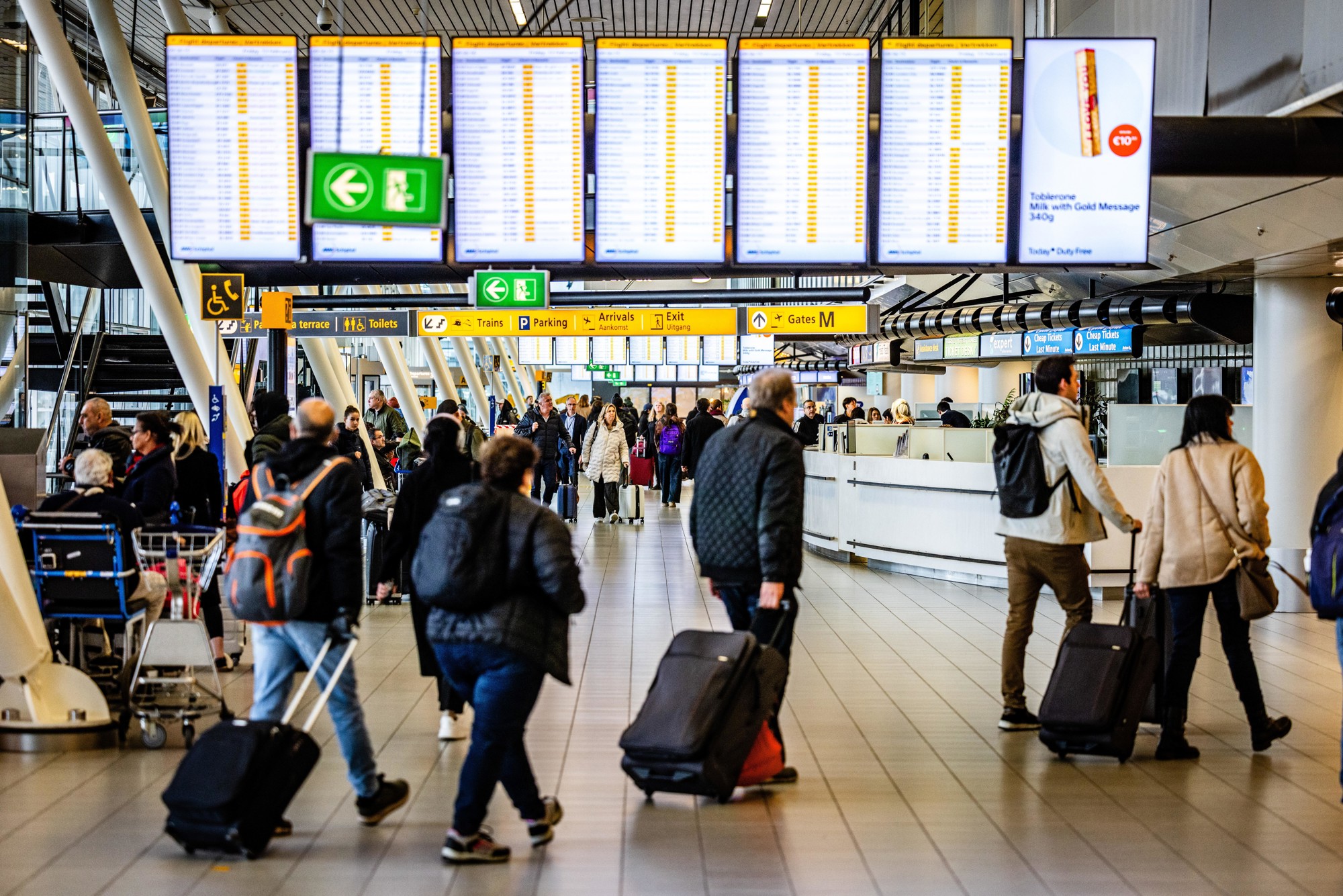 Amsterdamska zračna luka uvodi posebnu mjeru. "Europa ima kerozina za 5 mjeseci"