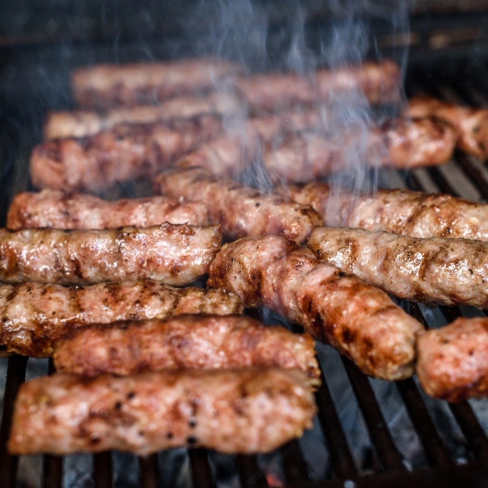 Ćevapi danas koštaju i do nekadašnjih 100 kuna. Kako je došlo do toga?