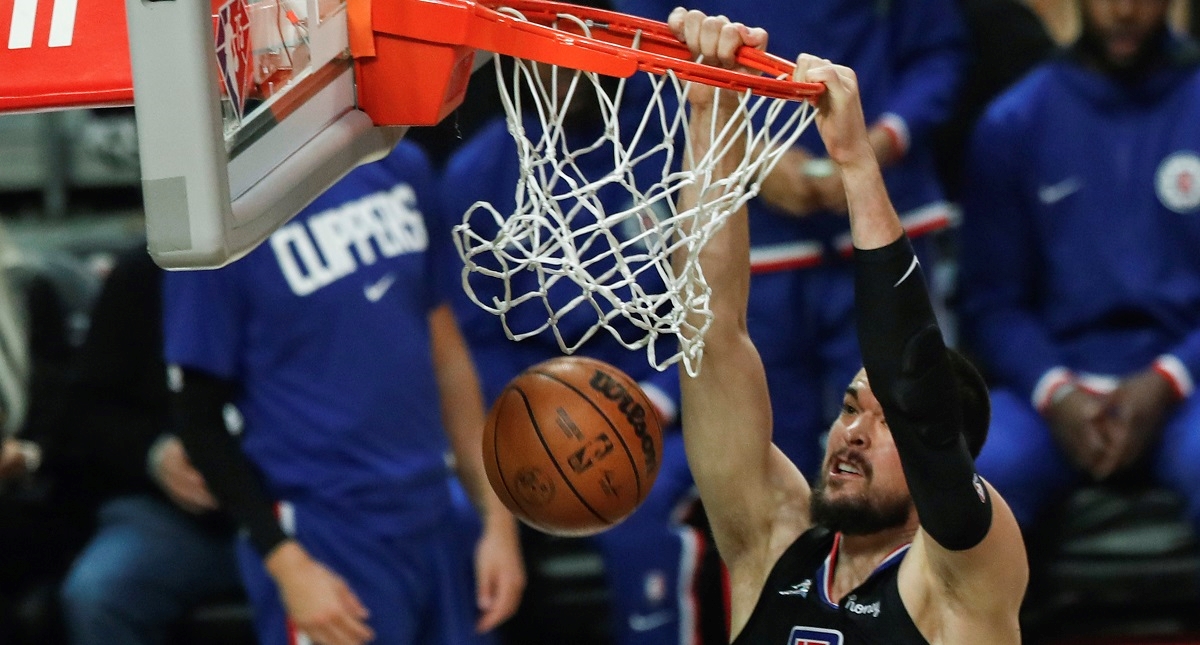 Zubac žestoko zakucavao u posljednjoj utakmici predsezone. Jokić bez koša iz igre