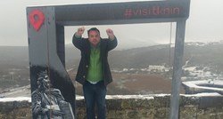 VIDEO Srpski teolog na kninskoj tvrđavi: Ovo je Krajina, vratit ćemo našu zastavu