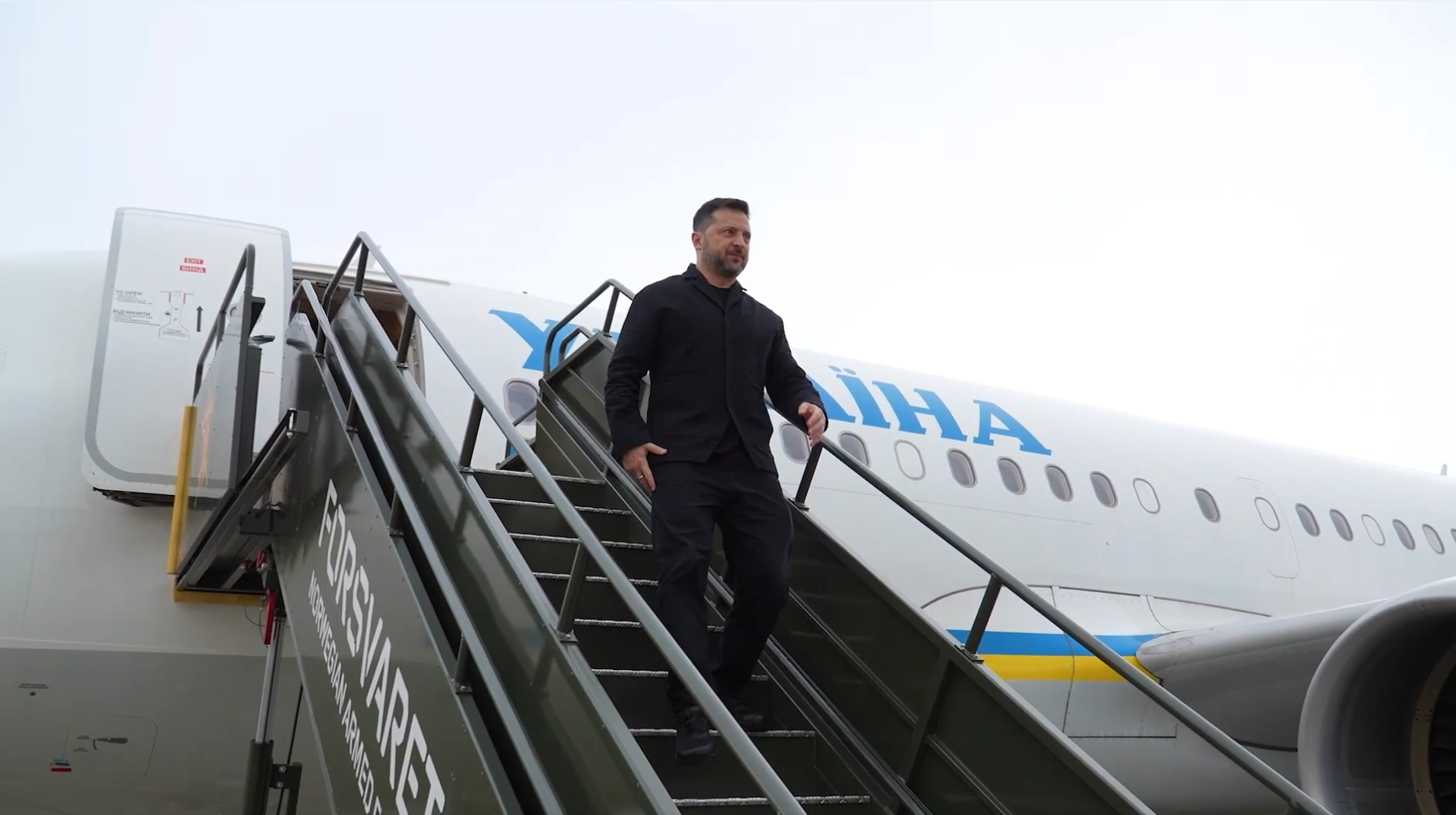 Zelenski stigao na ključne razgovore o mirovnom planu nakon što ga je Trump pokopao