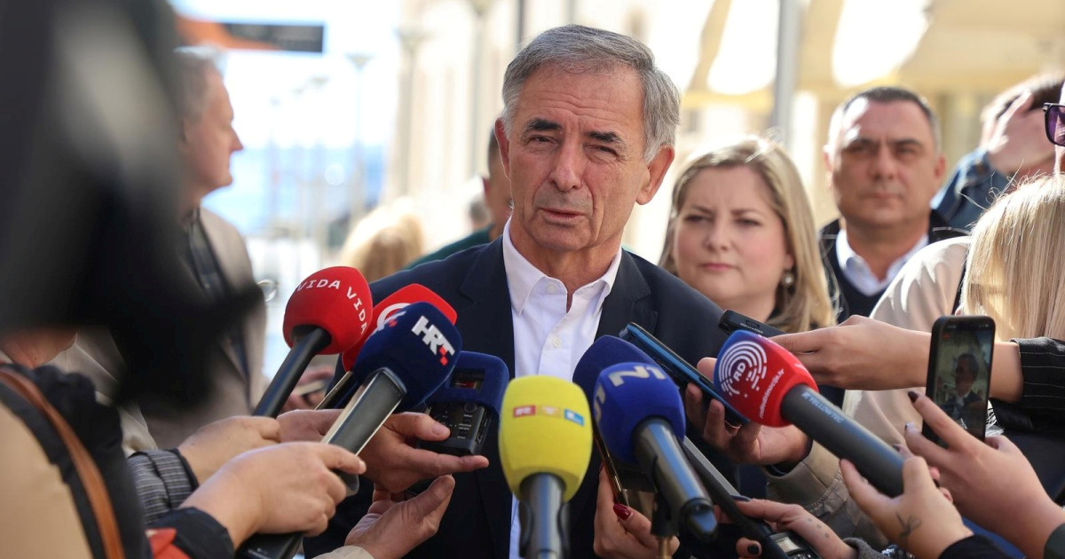 Pupovac pod policijskom pratnjom stigao u Split