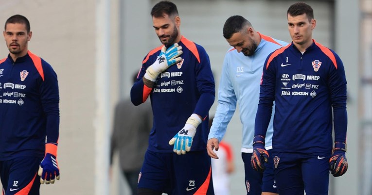 ANKETA Dalić kaže da ga brinu golmani. Tko treba braniti?