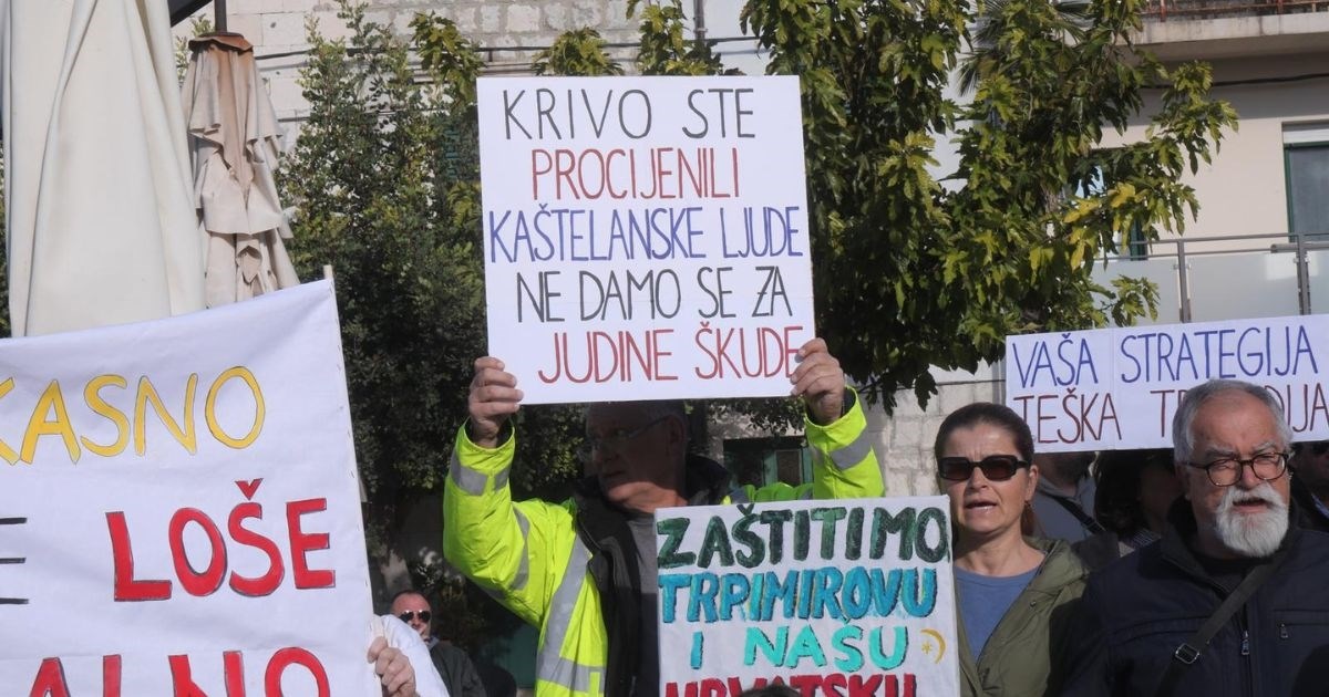 Kaštelani prosvjedovali protiv tunela Kozjak: "Rušite ćaćino, ne naše"