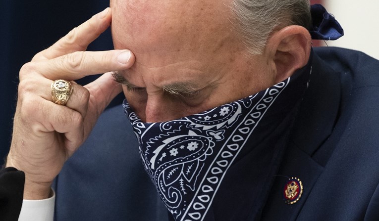 Američki zastupnik, koji je u Kongresu odbijao nositi masku, dobio koronu