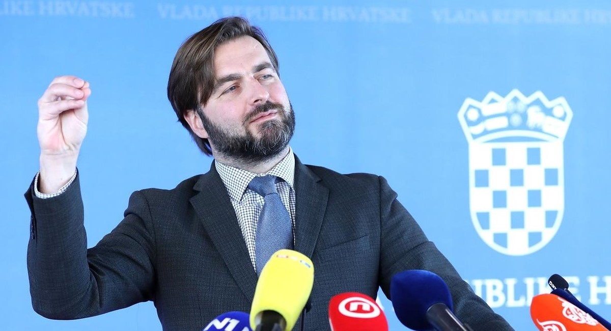 Ćorić: Ovo s kovanicom eura je blamaža, vlada nije imala nikakve veze s tim