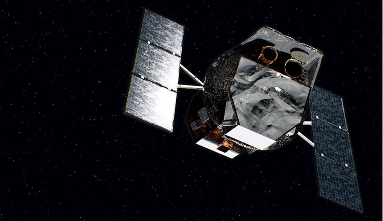 NASA-in teleskop pada prema Zemlji. Letjelica koja ga treba spasiti ima problema