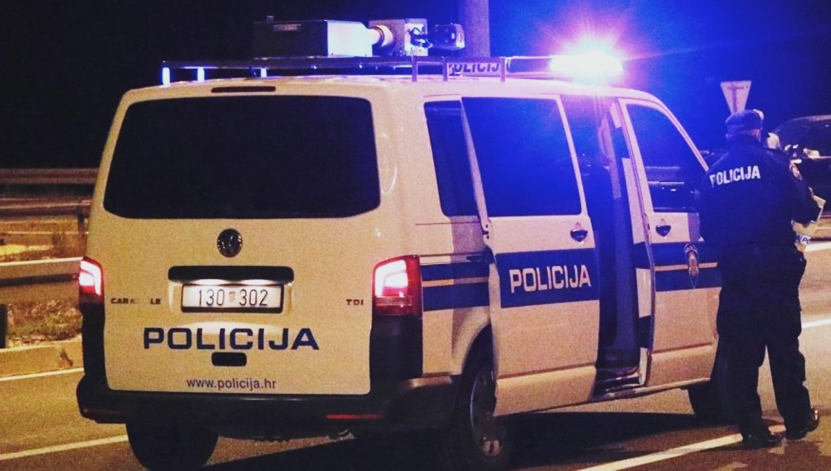 U Gospiću vozio 205 km/h, dozvoljeno je 50. Dobio veliku kaznu