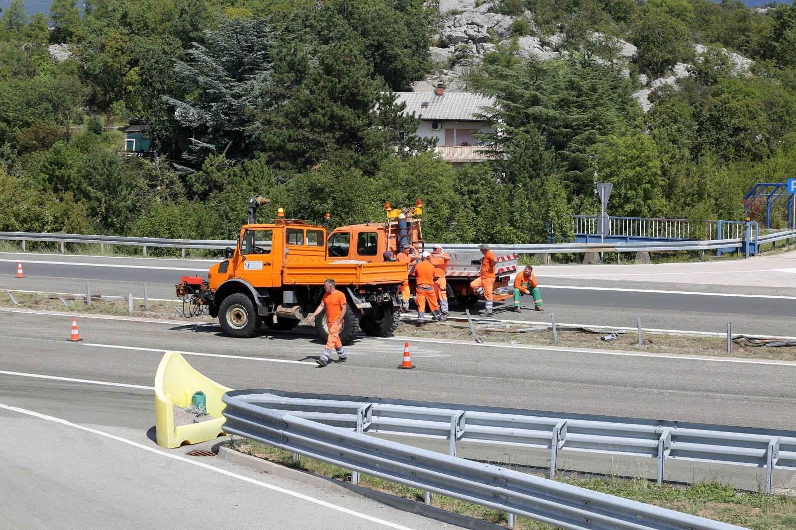 Na autocesti A3 nesreća, na nekim cestama ima i magle