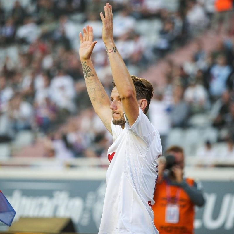Ivan Rakitić objavio kraj igračke karijere