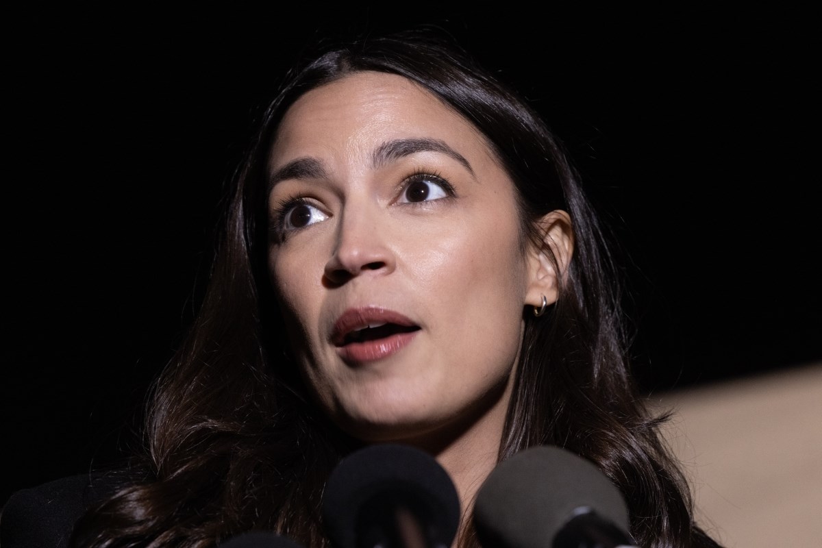 Ocasio-Cortez: Izbor silovatelja komplicira objavu Epsteinovih dosjea? Tko bi rekao
