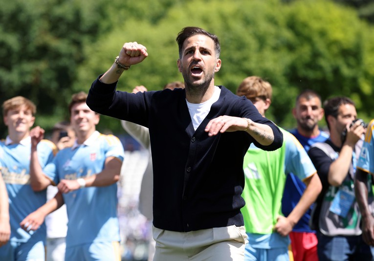 Fabregas: Como bi mogao igrati Ligu prvaka sa 16-17 igrača
