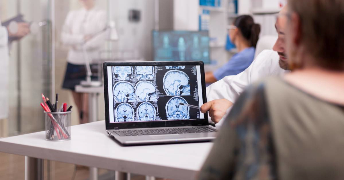 Nova studija otkrila dva rana simptoma raka mozga koja ljudi često zanemaruju