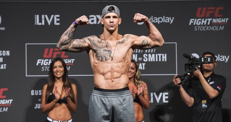 Srpski borac poludio nakon UFC-ove odluke: "Skinut ću mu to češko sranje s glave"