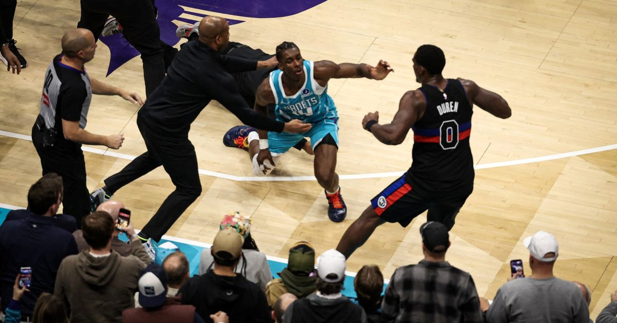 VIDEO Zbog žestoke tučnjave u NBA ligi na teren je ušla policija. Evo kako je počelo