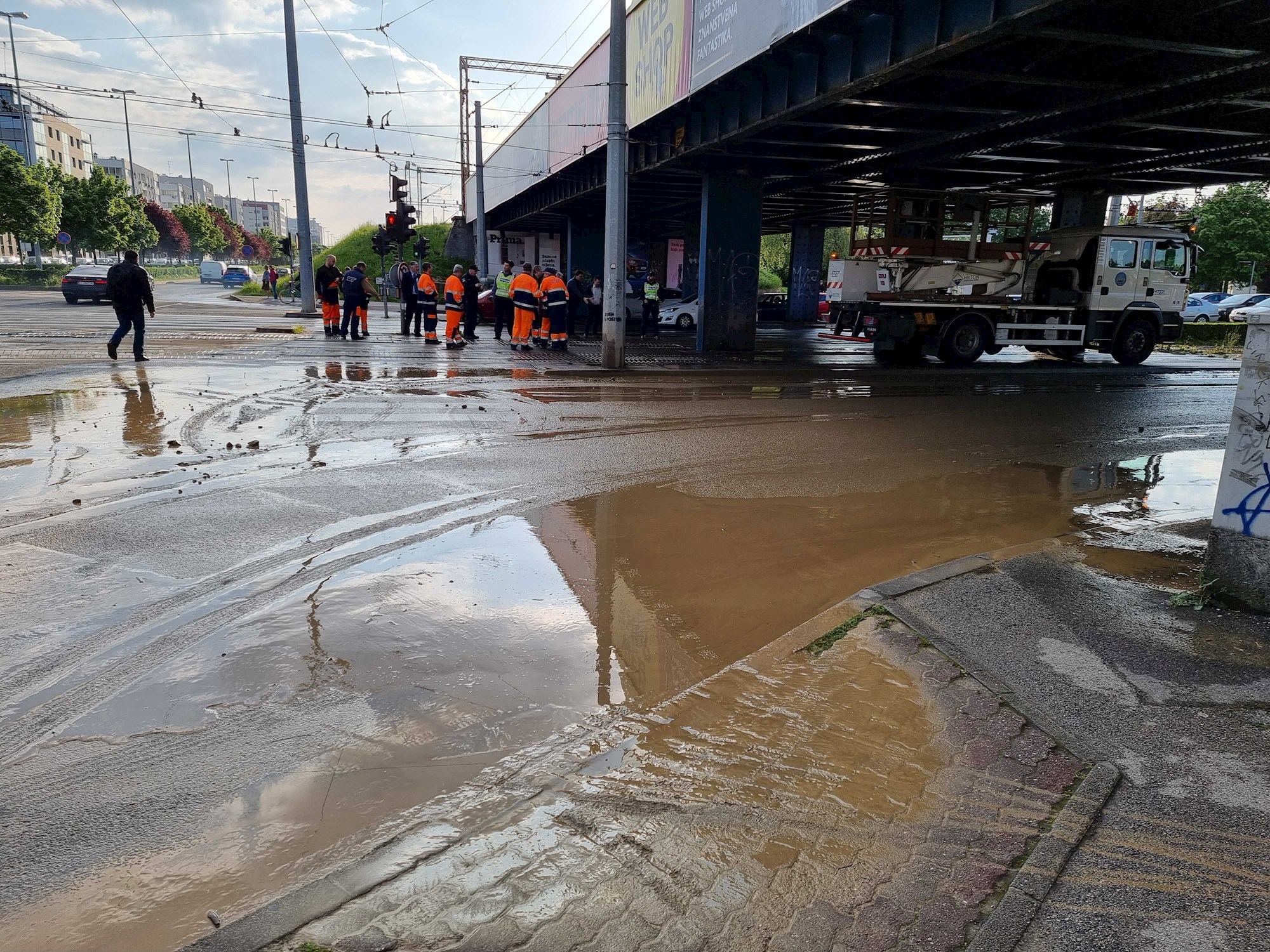 VIDEO Ovako jutros izgleda jedno od najprometnijih križanja u Zagrebu