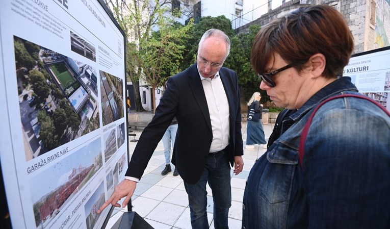 FOTO: Puljak u centru Splita na ulici građanima predstavljao projekte