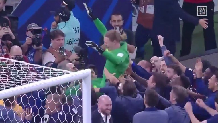 PSG ga je platio 20 mil. eura i pretvorio u rezervu. Sad je junak kojeg grle i bacaju