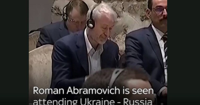 Guardian: Zašto Abramovič glumi mirotvorca nakon ruske invazije na Ukrajinu?