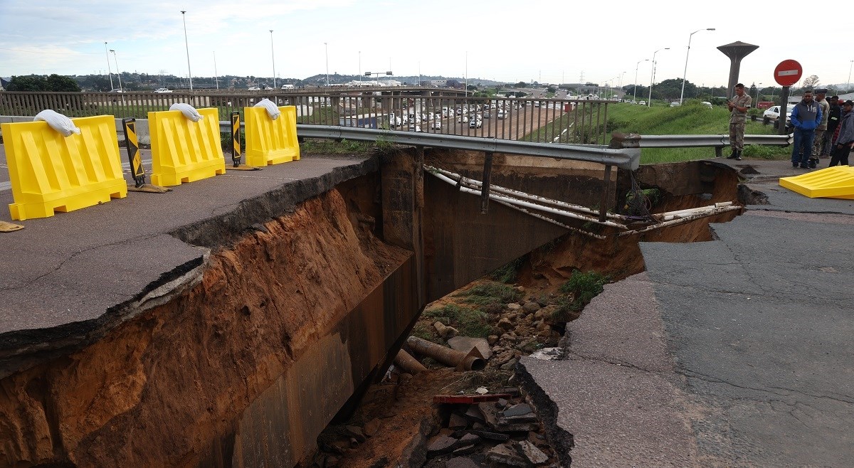 FOTO I VIDEO Snažne poplave u Južnoafričkoj Republici, poginulo preko 250 ljudi