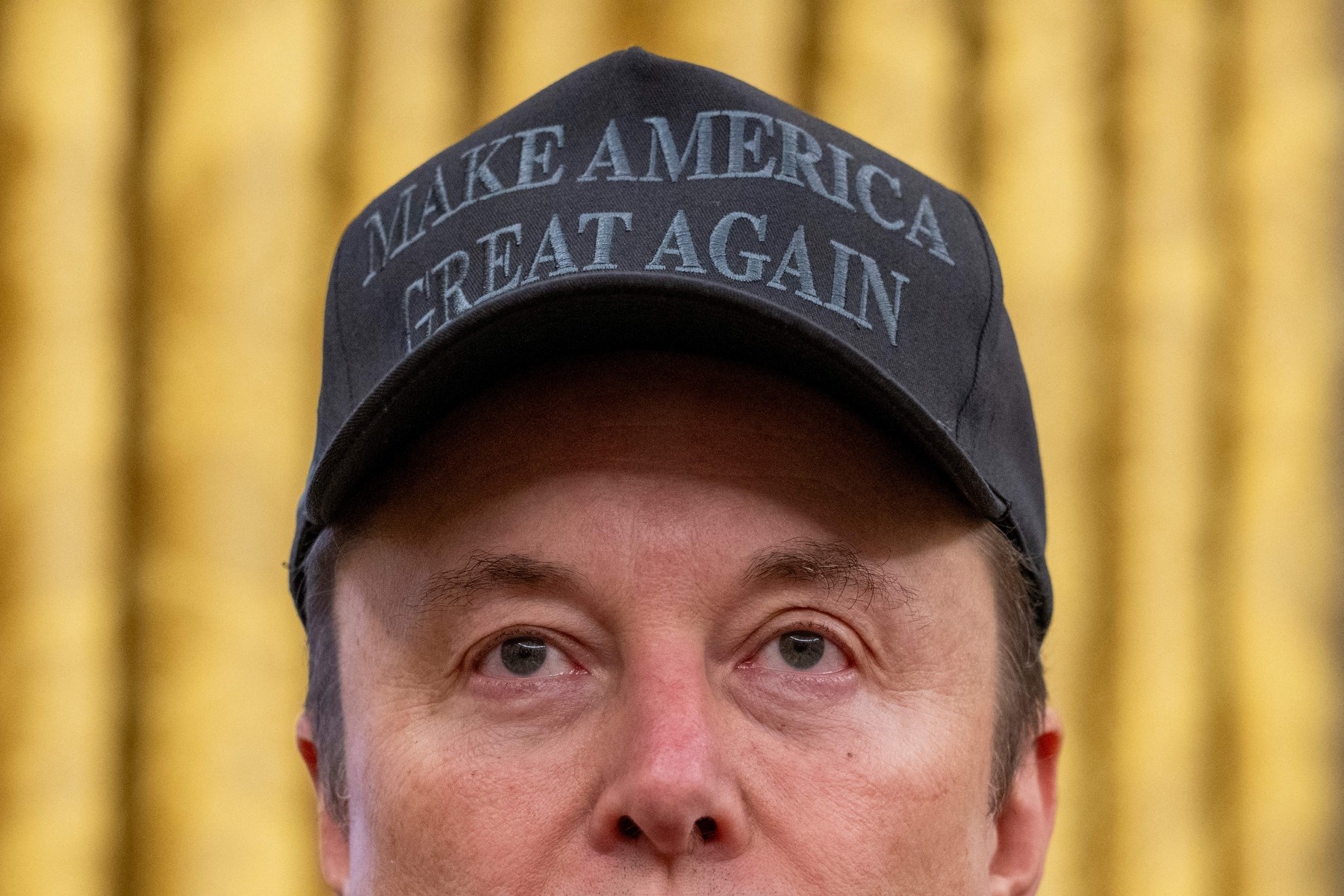 Musk rekao da su pred Teslom teški dani, dionice odmah pale