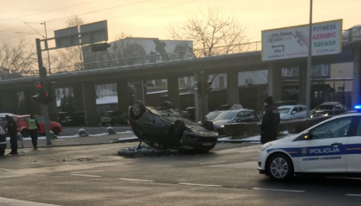 Prometna nesreća u Zagrebu, jedna osoba završila u bolnici