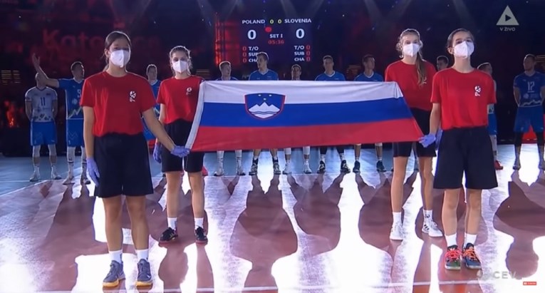 Slovenci bijesni nakon što su im Poljaci pustili srpsku himnu prije početka utakmice