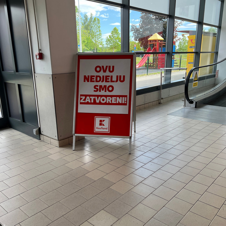 Jučer gotovo ništa nije radilo, danas se ipak može u šoping