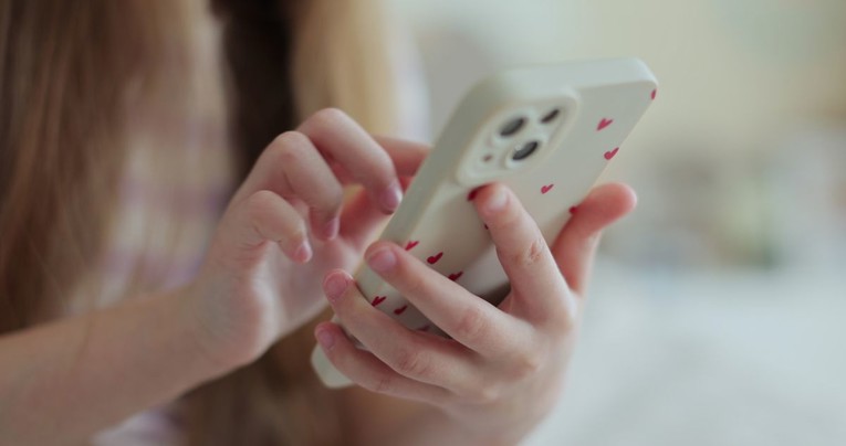 Psihijatar: Sadržaj na YouTube-u može potaknuti poremećaj prehrane kod djece