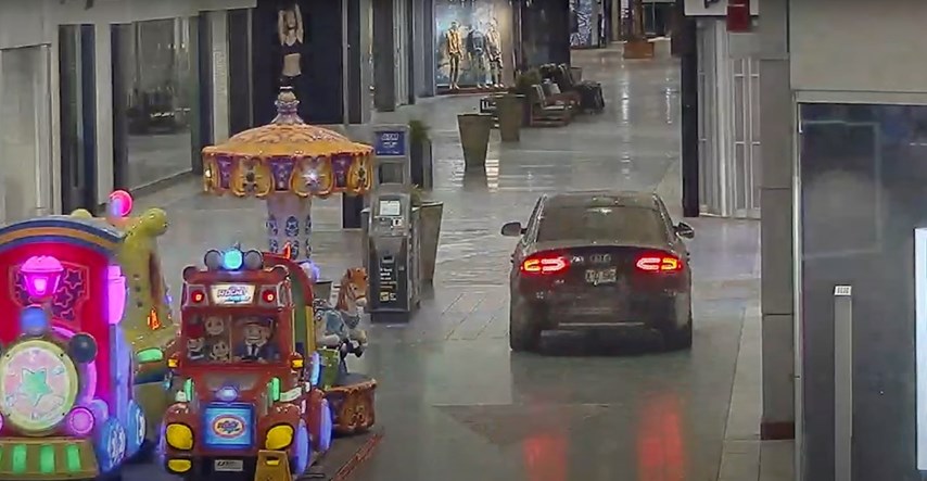VIDEO Ukradenim Audijem vozili se šoping-centrom