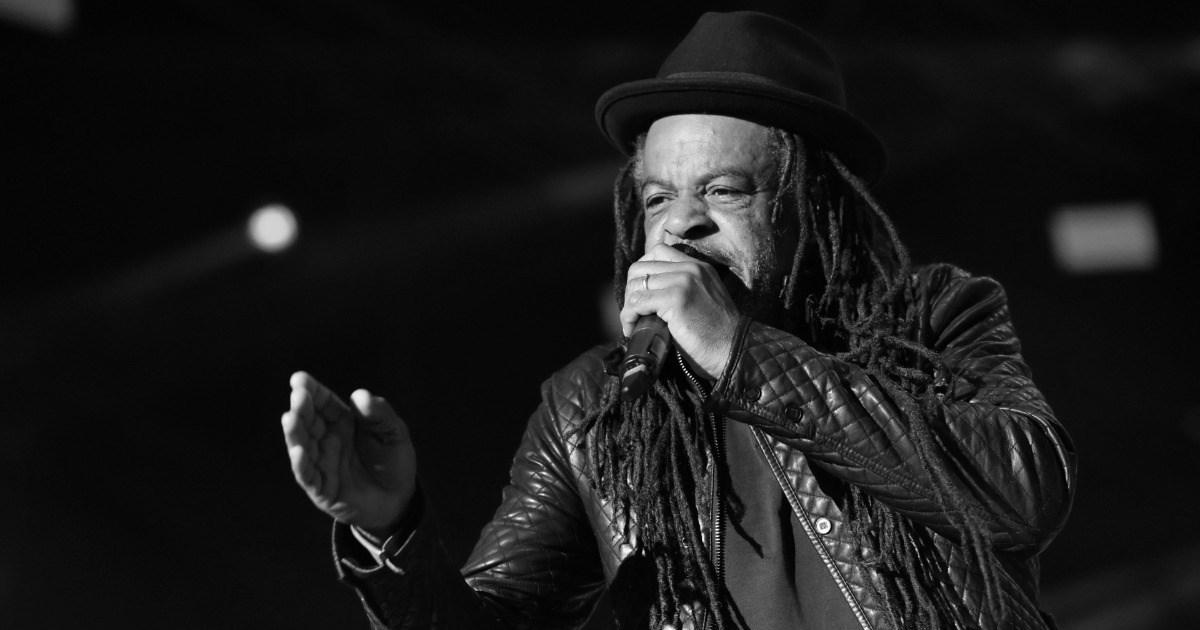 Umro pjevač Astro, osnivač skupine UB40
