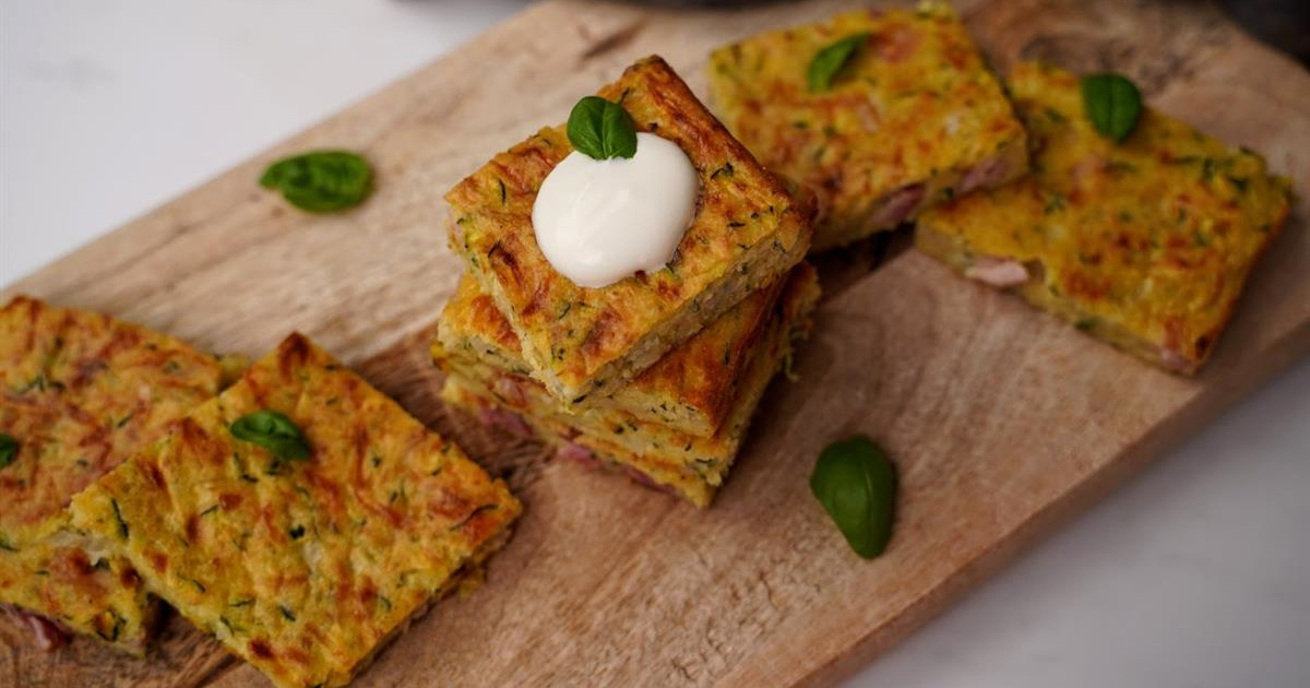 Recept za brzu i sočnu pitu s tikvicama i slaninom, idealan vikend snack