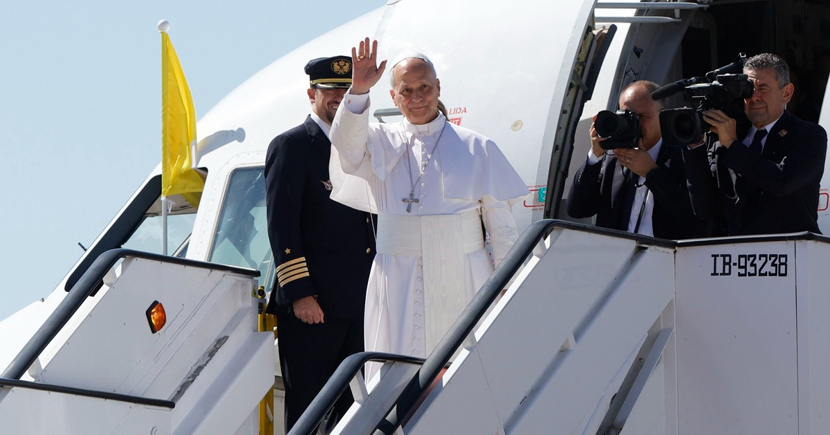 Papa Lav XIV. stiže na Kanare: "Luka srama može postati luka nade"