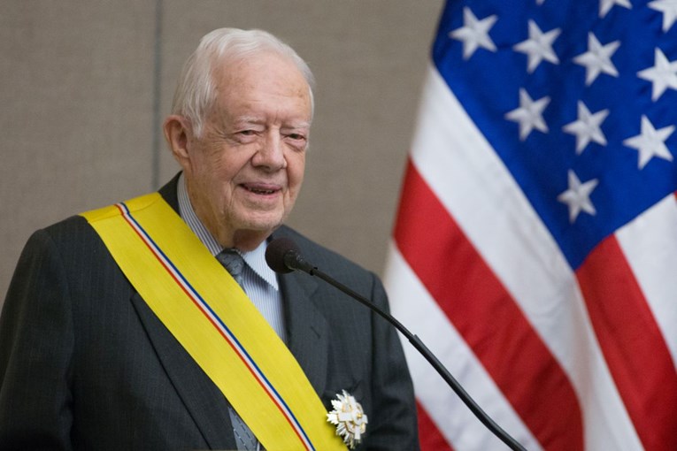 Bivši američki predsjednik Jimmy Carter pao u kući i razbio glavu