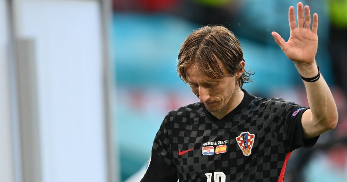 Modrić gestom nakon izlaska zabrinuo navijače. Je li to dokaz da odlazi?
