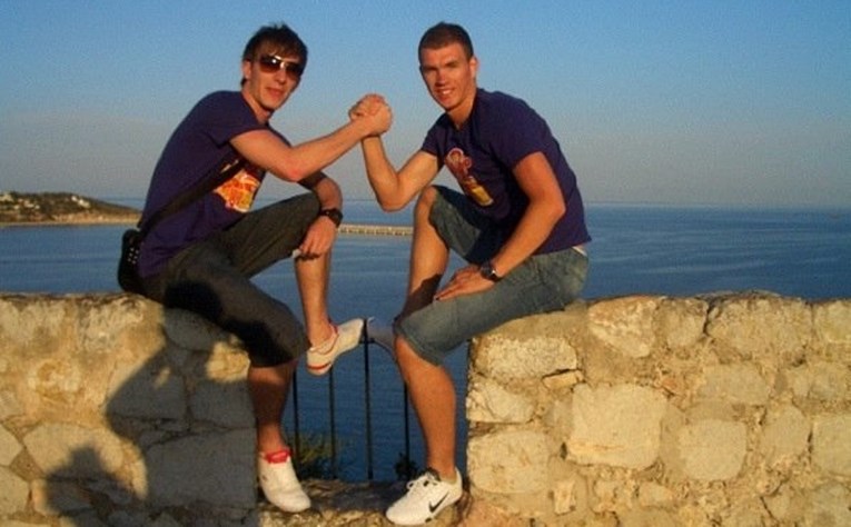 "Sjedimo Džeko i ja, nemamo eura do plaće. Gledamo Manchester i Edin kaže..."