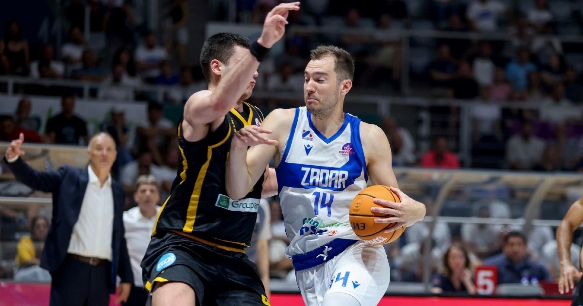 Košarkaši Zadra pobijedili su Split i došli na korak do naslova prvaka Hrvatske