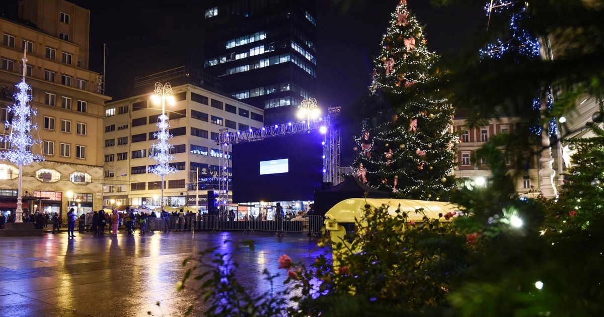 FOTO Ovako izgleda Trg bana Jelačića nakon uklonjenih adventskih dekoracija