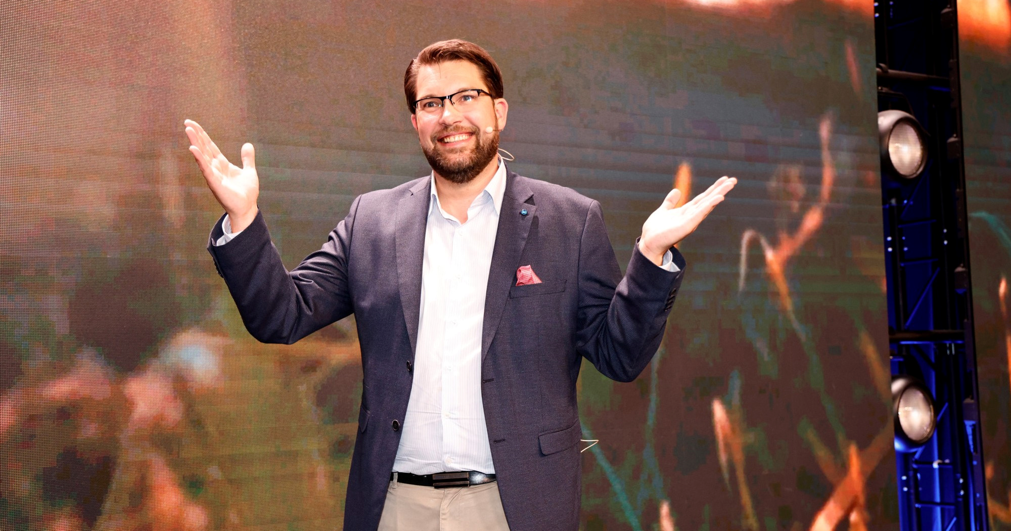 Lider krajnje desnice krenuo Hitlerovom retorikom: "Musliman ne može biti Šveđanin"