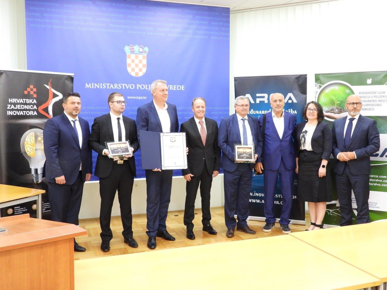 Javni poziv za podnošenje prijedloga za dodjelu nagrade "Inovacija godine" za 2023.