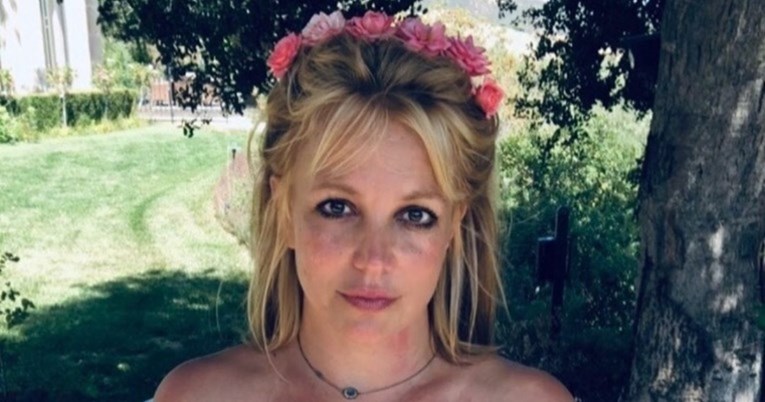 Britney se vratila na Instagram pa novim objavama zabrinula fanove
