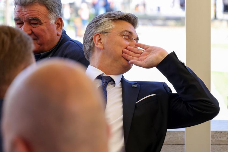 Plenković se čudi cijenama na obali. Ekonomisti: Vlada je kriva za to